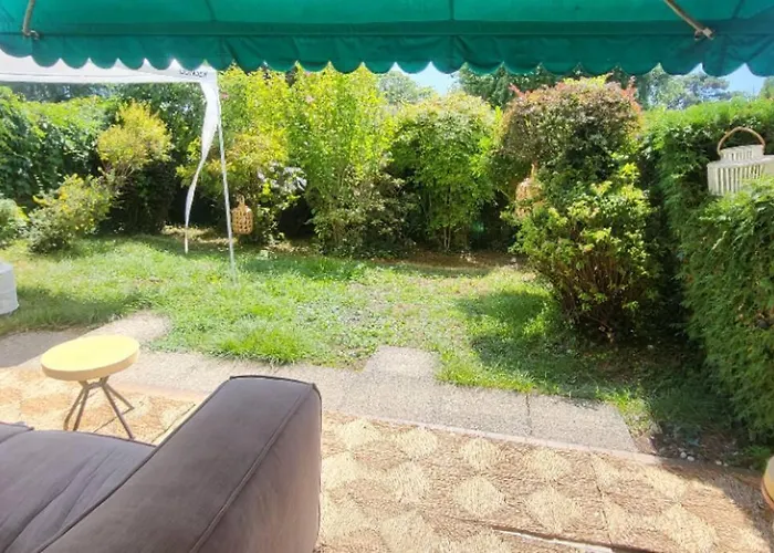 Apartment Side/fire Place/garden/freeparking/45m2