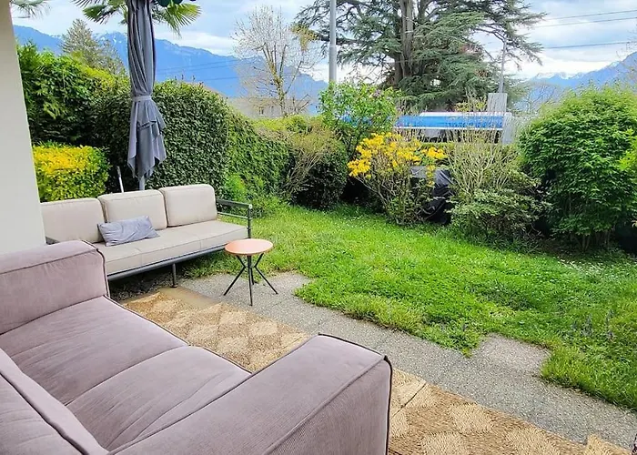 Side/fire Place/garden/freeparking/45m2 拉图尔德佩