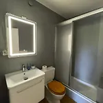 Side/fire Place/garden/freeparking/45m2 *